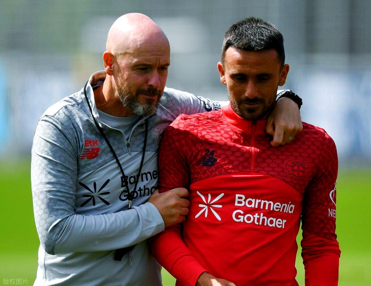 包含赛地聚焦——全明星赛冲刺阶段热度飙升，勒沃库森绝杀压哨，质疑声仍在，控场能力受关注的词条-爱游戏官网